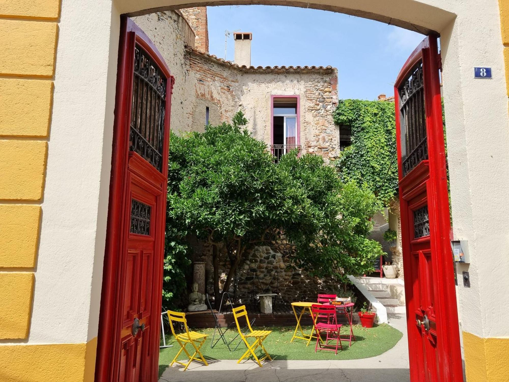 La Tour Du Terroir Bed & Breakfast Rivesaltes Exterior photo