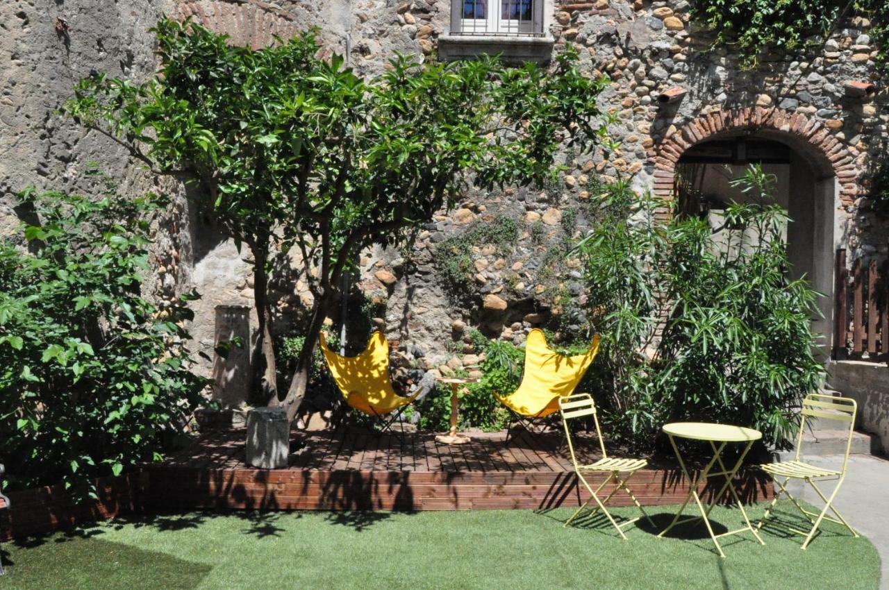 La Tour Du Terroir Bed & Breakfast Rivesaltes Exterior photo
